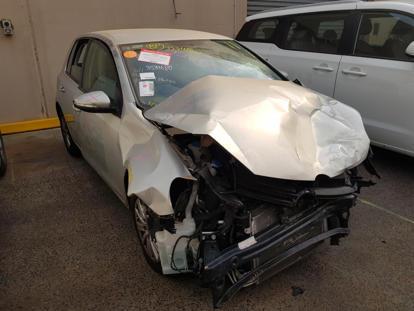 View Auto part Starter Volkswagen Golf 2012