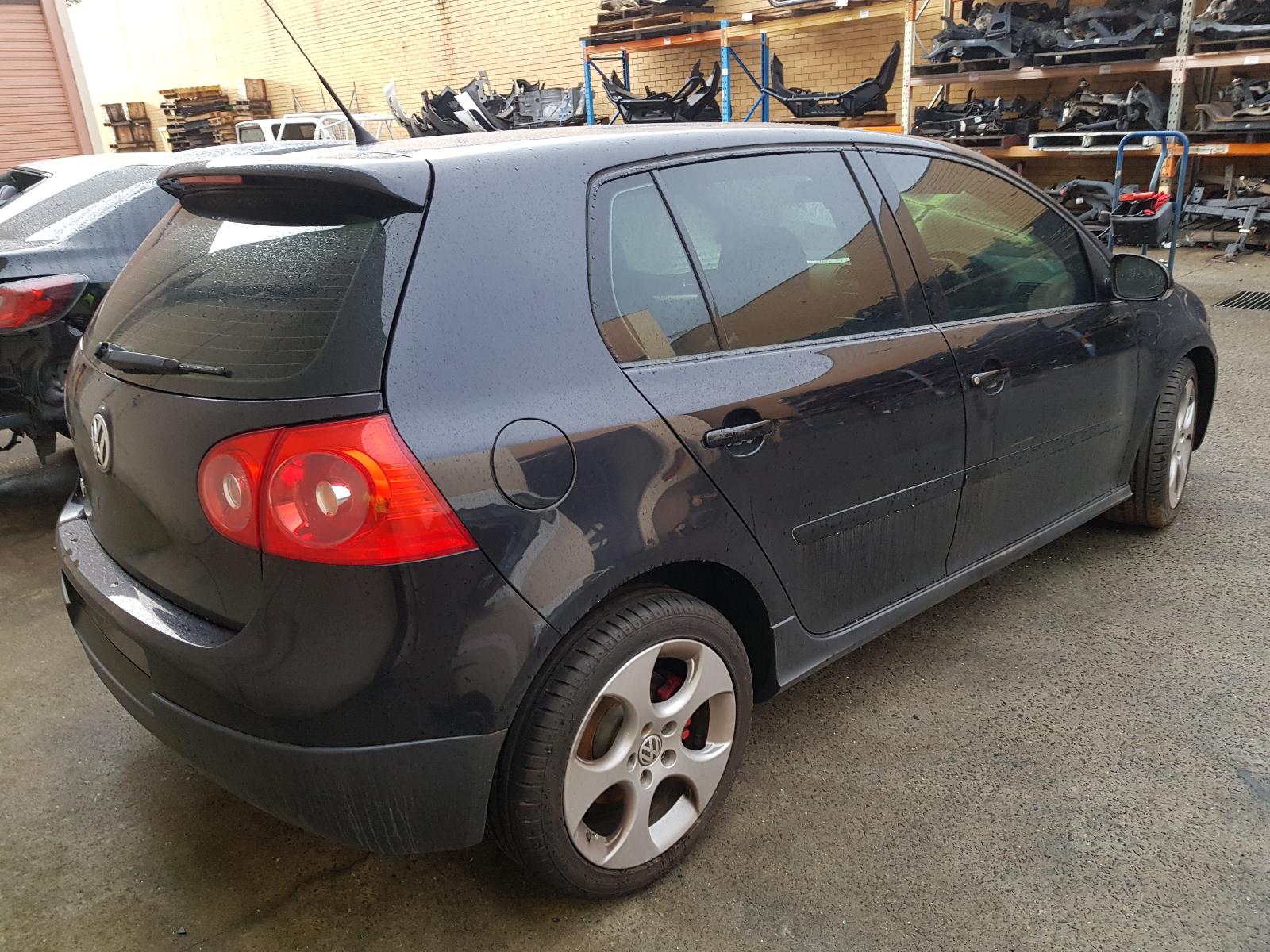 View Auto part Caliper Volkswagen Golf 2006