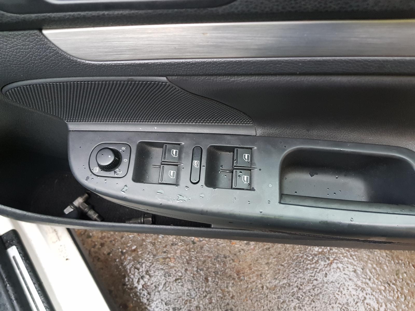View Auto part Ecu Volkswagen Golf 2007