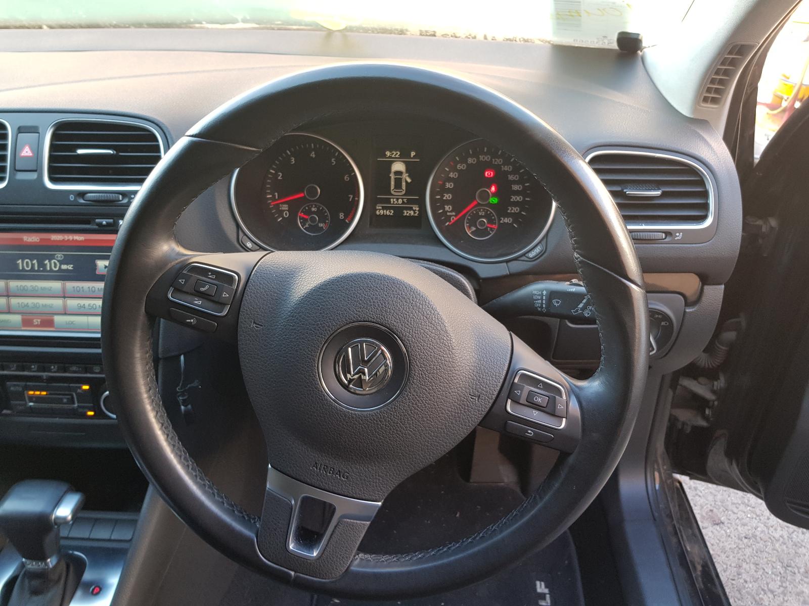 2010 Volkswagen Golf Tailgate Handle View Auto part Tailgate Handle Volkswagen Golf 2010