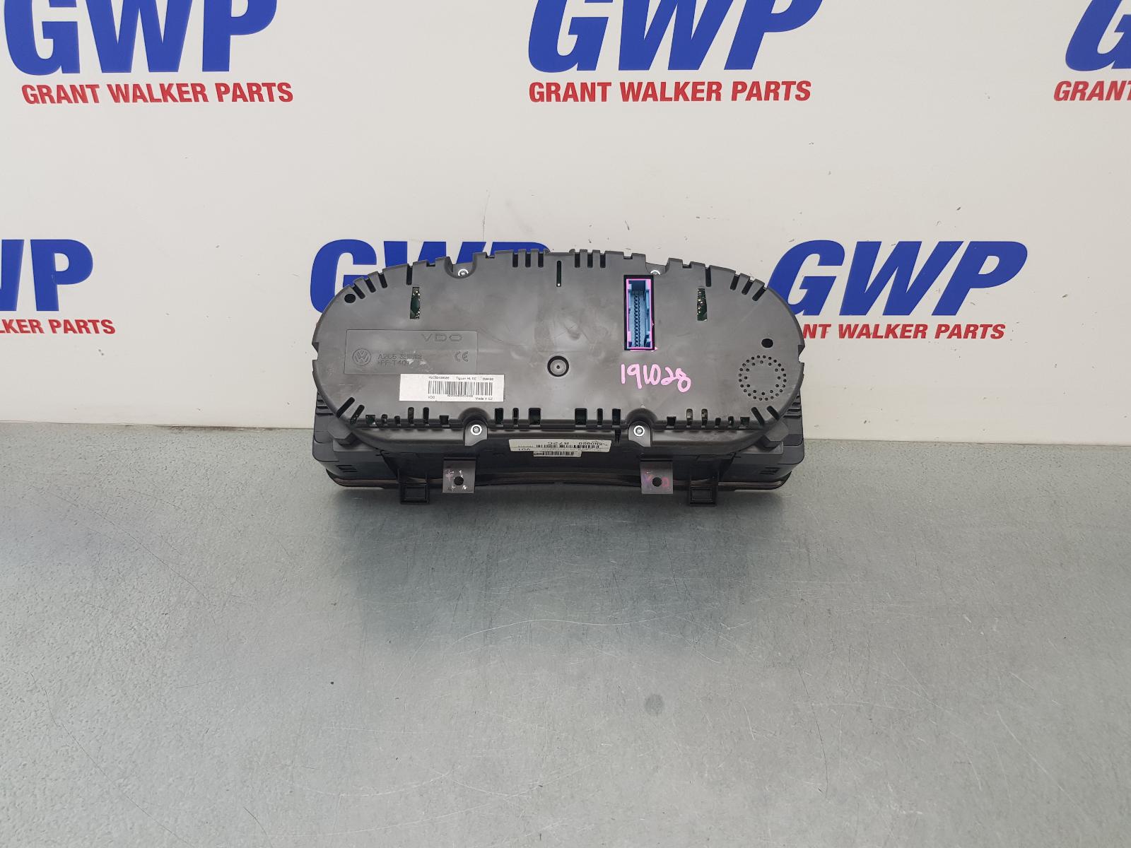 View Auto part Instrument Cluster Volkswagen Tiguan 2012