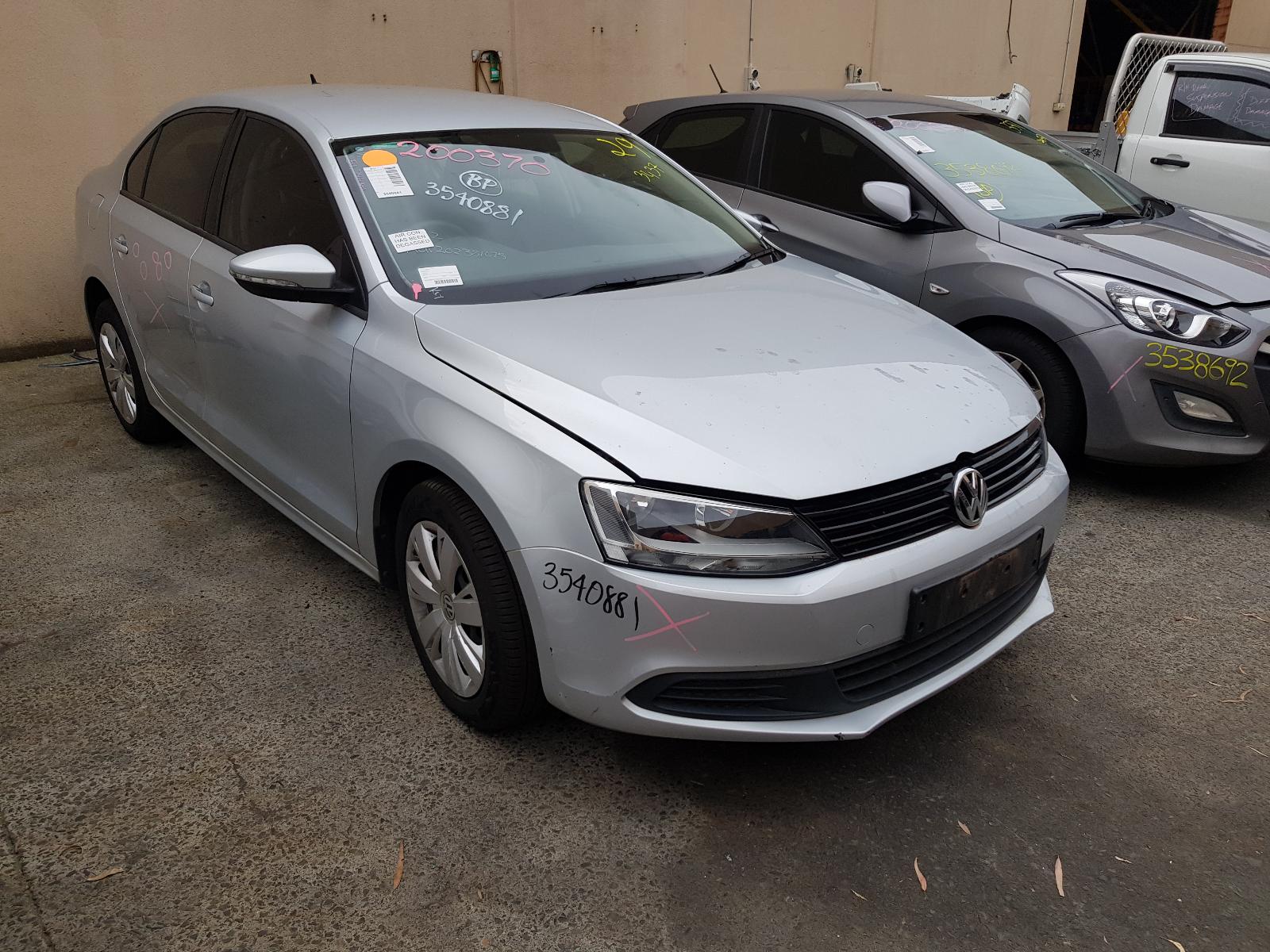 2012 Volkswagen Jetta Rear Garnish View Auto part Rear Garnish Volkswagen Jetta 2012