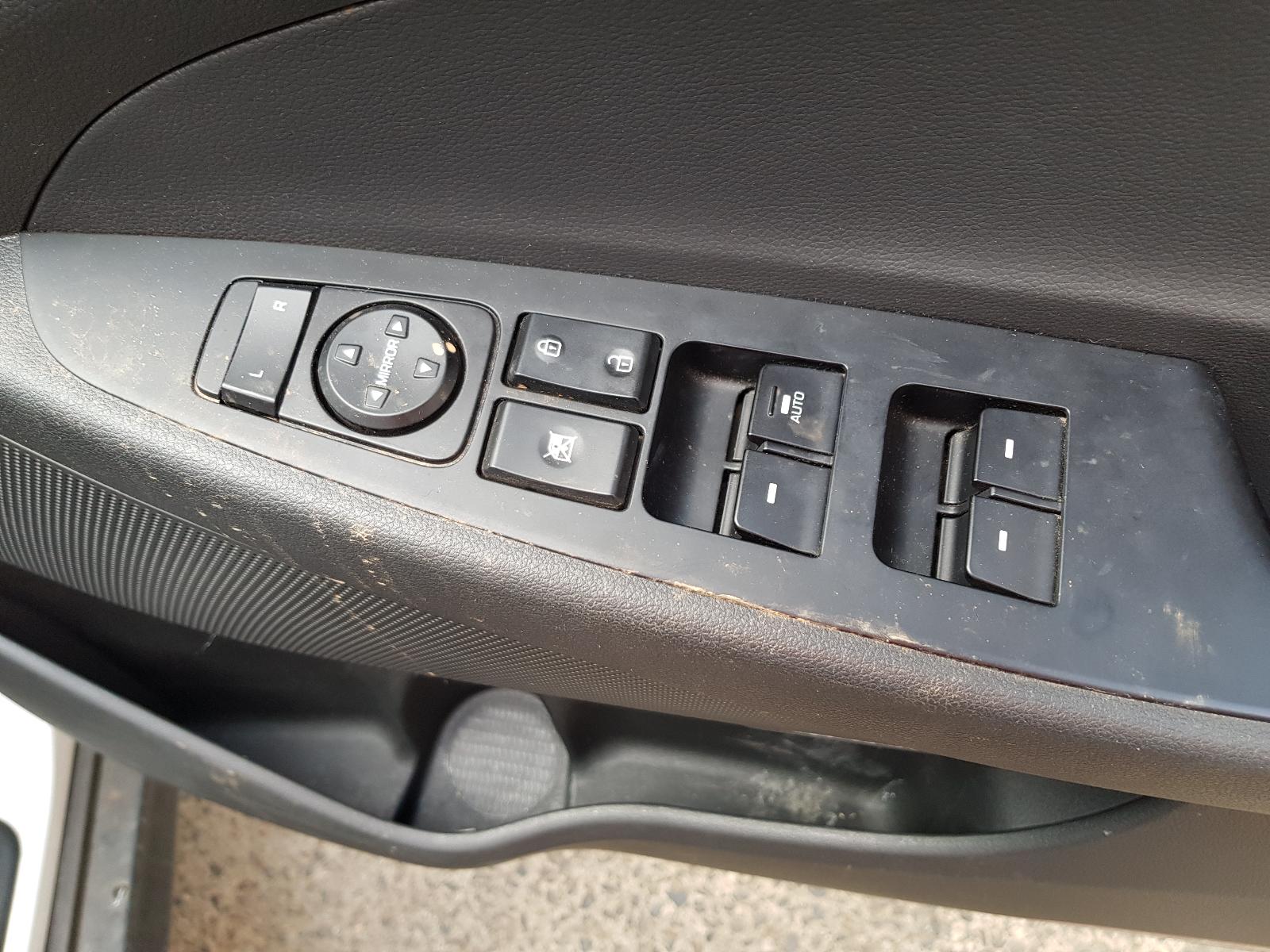 2017 Hyundai Tucson F/Bar Reinforc/Brack View Auto part F/Bar Reinforc/Brack Hyundai Tucson 2017
