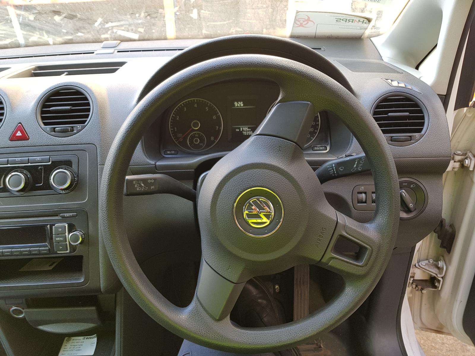 View Auto part Bonnet Hinge/Strut Volkswagen Caddy 2013