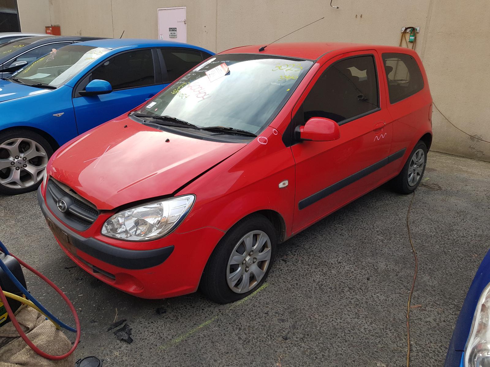 2009 Hyundai Getz Left Front Strut View Auto part Left Front Strut Hyundai Getz 2009