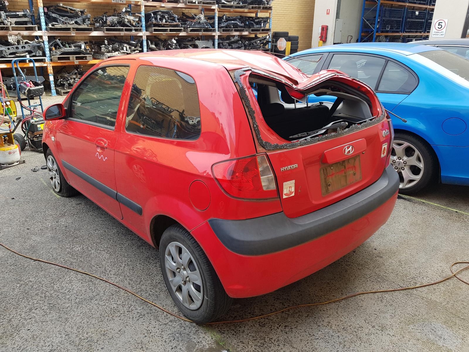2009 Hyundai Getz Left Front Strut View Auto part Left Front Strut Hyundai Getz 2009