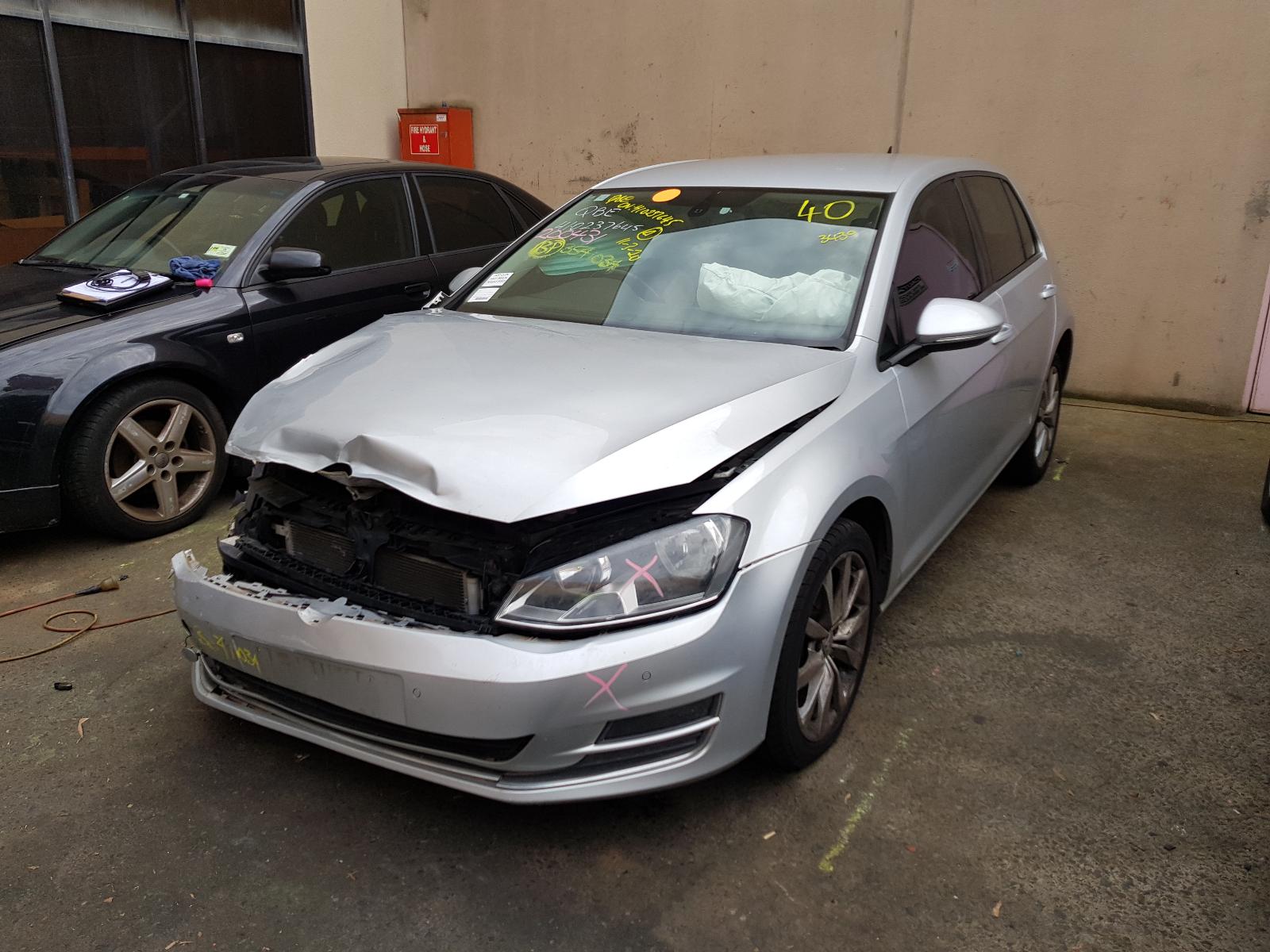 View Auto part Right Driveshaft Volkswagen Golf 2014