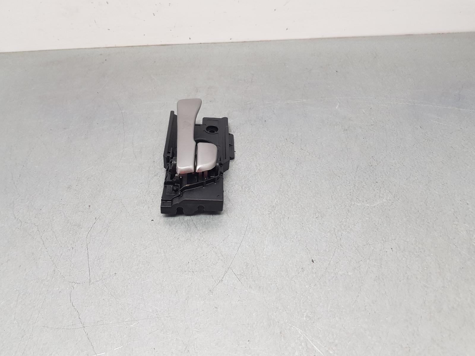 View Auto part Door Handle Hyundai Accent 2018