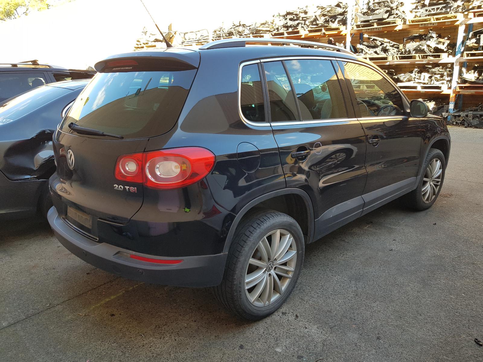 2010 Volkswagen Tiguan Ecu View Auto part Ecu Volkswagen Tiguan 2010