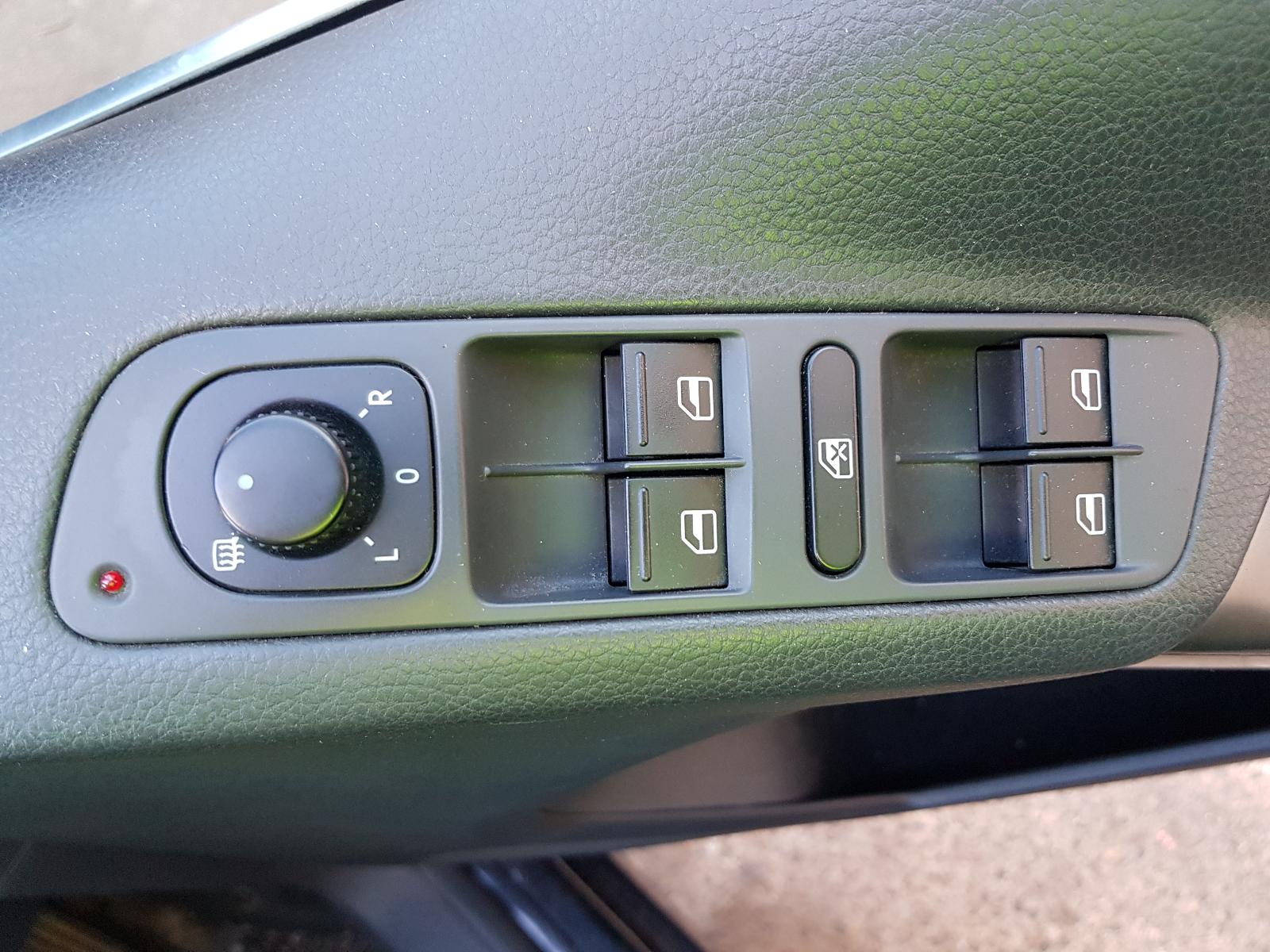 2010 Volkswagen Tiguan Ecu View Auto part Ecu Volkswagen Tiguan 2010