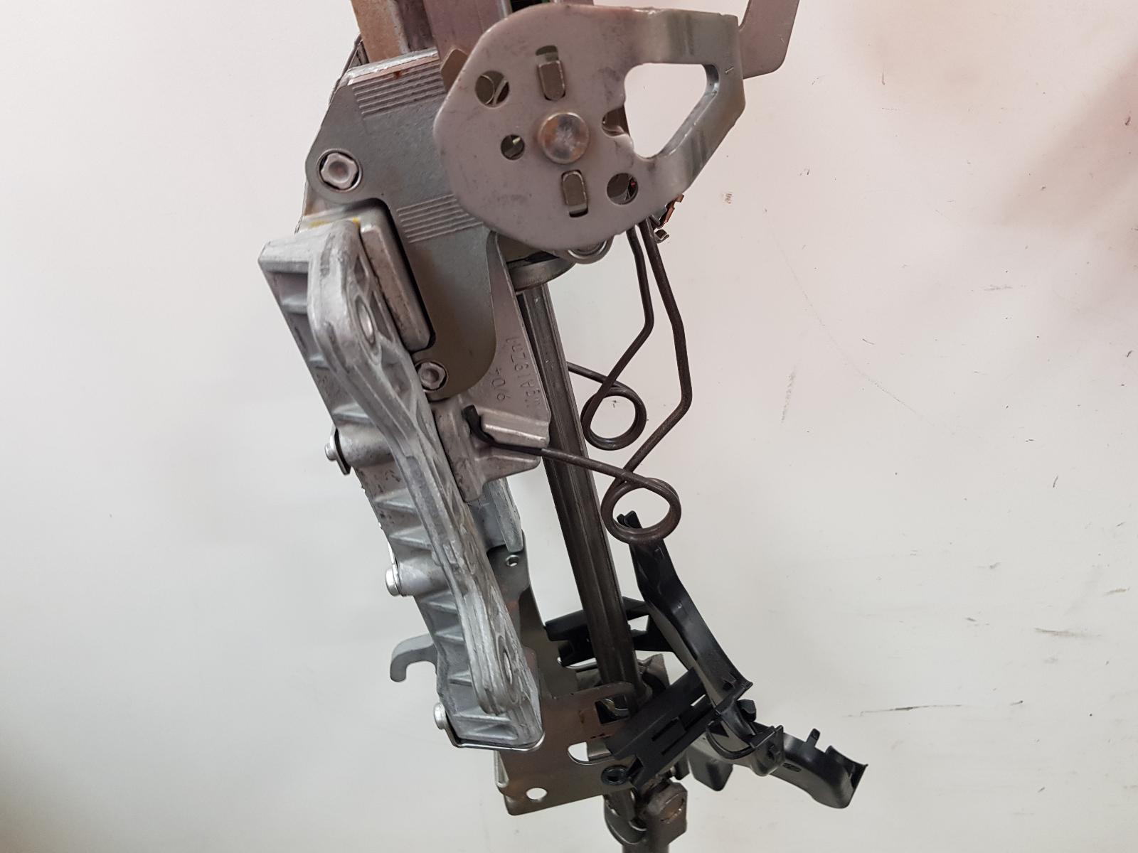 View Auto part Steering Column Volkswagen Golf 2008