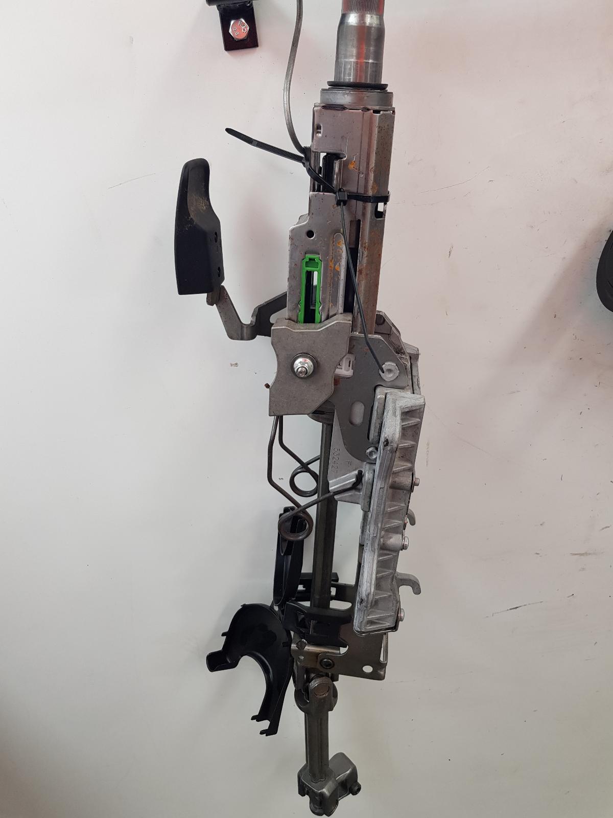 View Auto part Steering Column Volkswagen Golf 2008