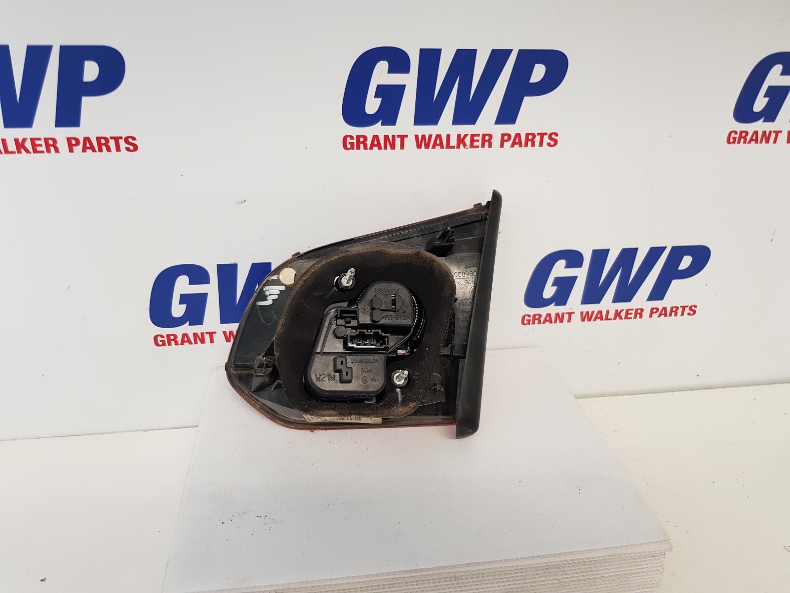 View Auto part Rear Garnish Volkswagen Golf 2011