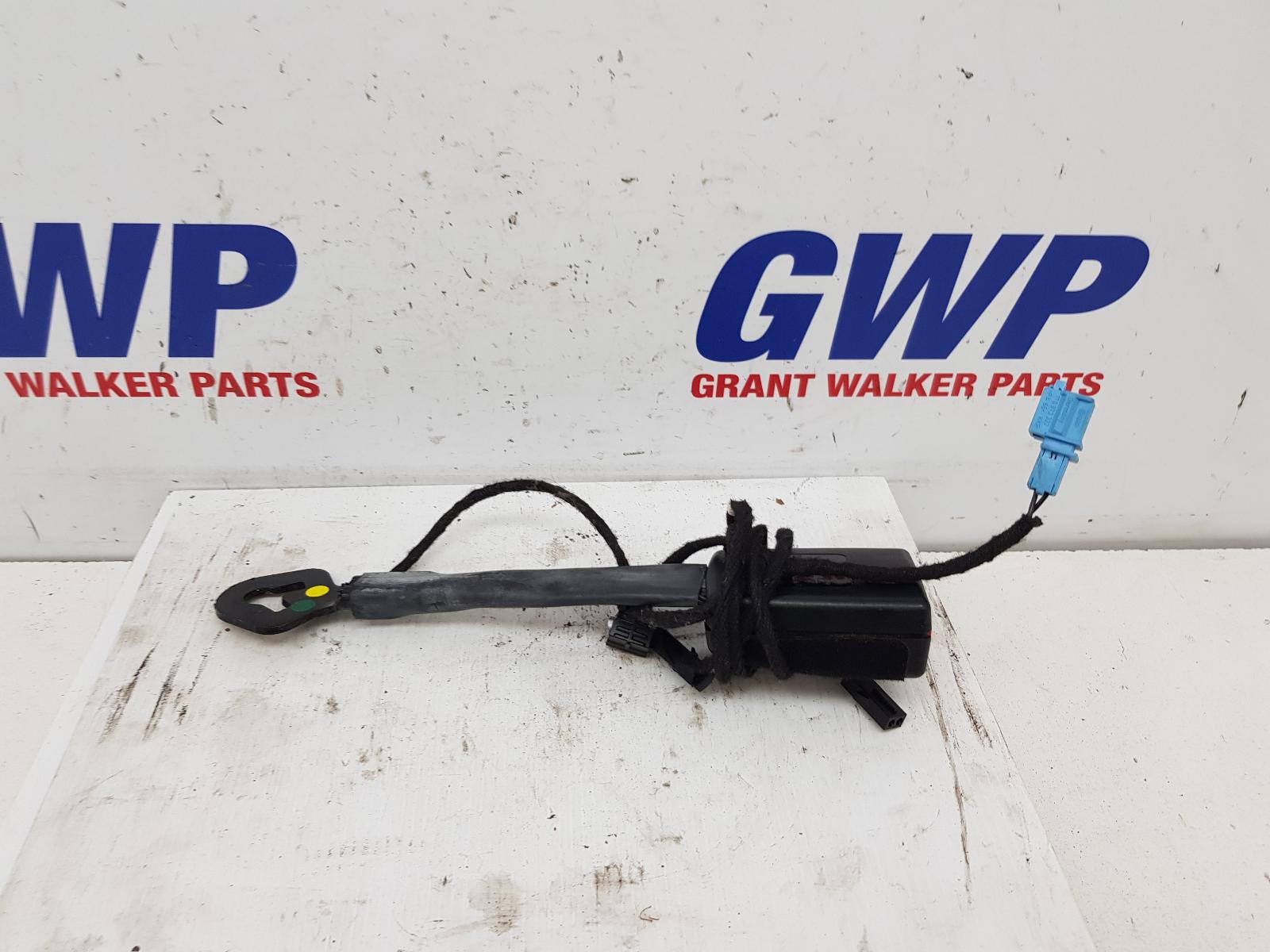 2015 Volkswagen Jetta Seatbelt/Stalk View Auto part Seatbelt/Stalk Volkswagen Jetta 2015