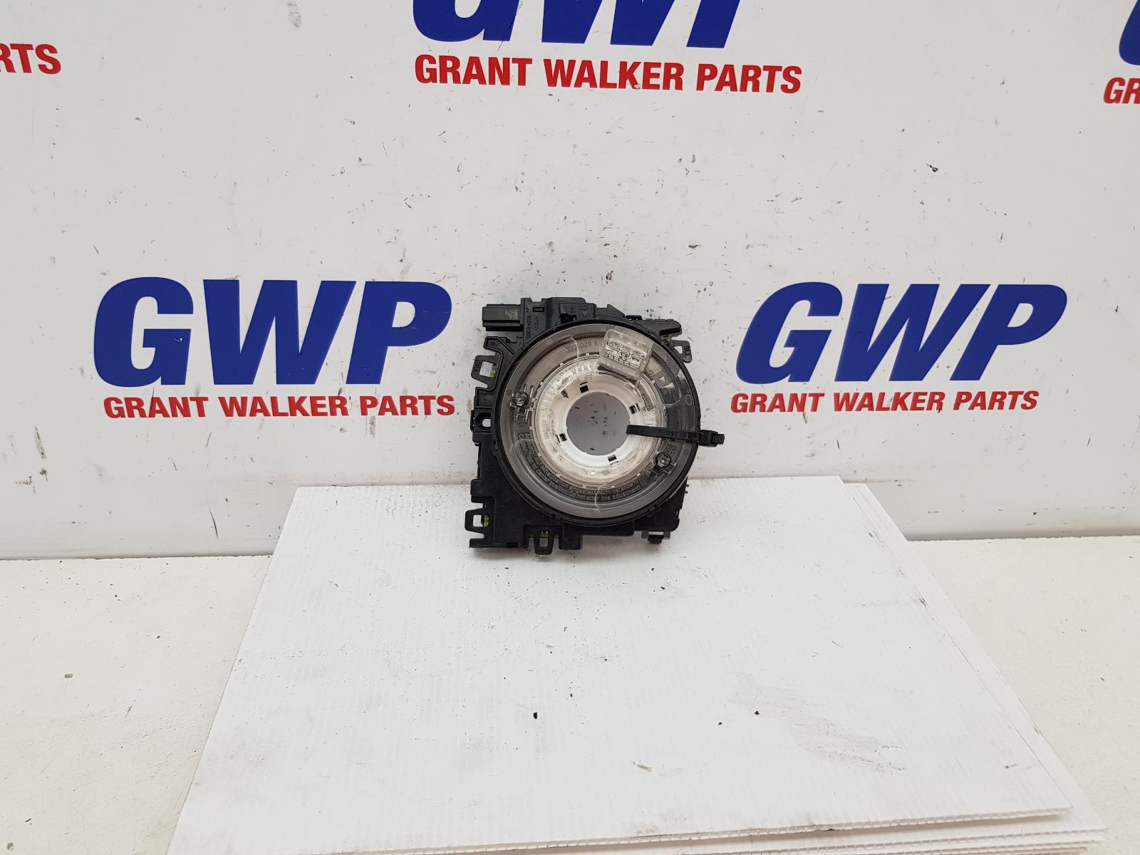 View Auto part Airbag Module/Sensor Volkswagen Golf 2012