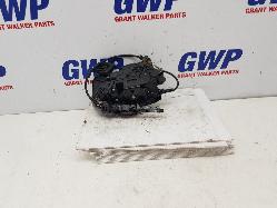 View Auto part Door/Boot/Gate Lock Volkswagen Golf 2016
