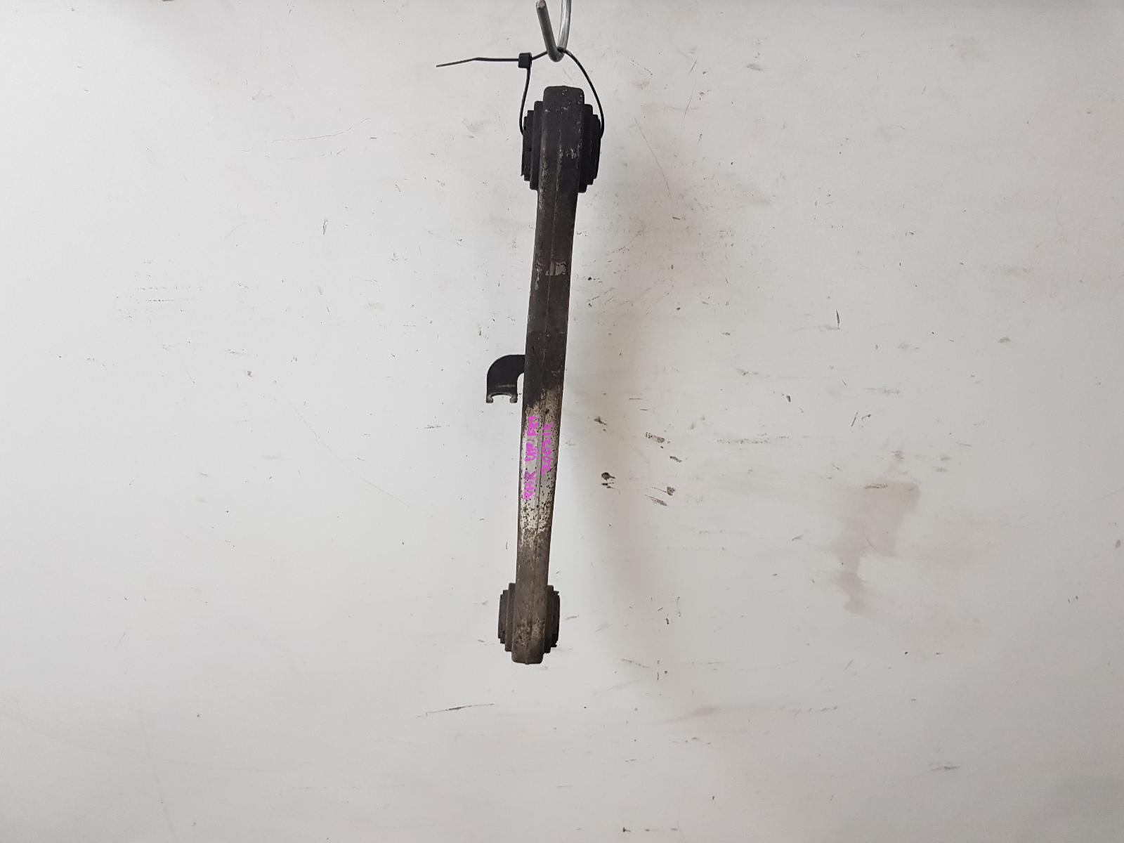 View Auto part Right Rear Trailing Arm Volkswagen Touareg 2005