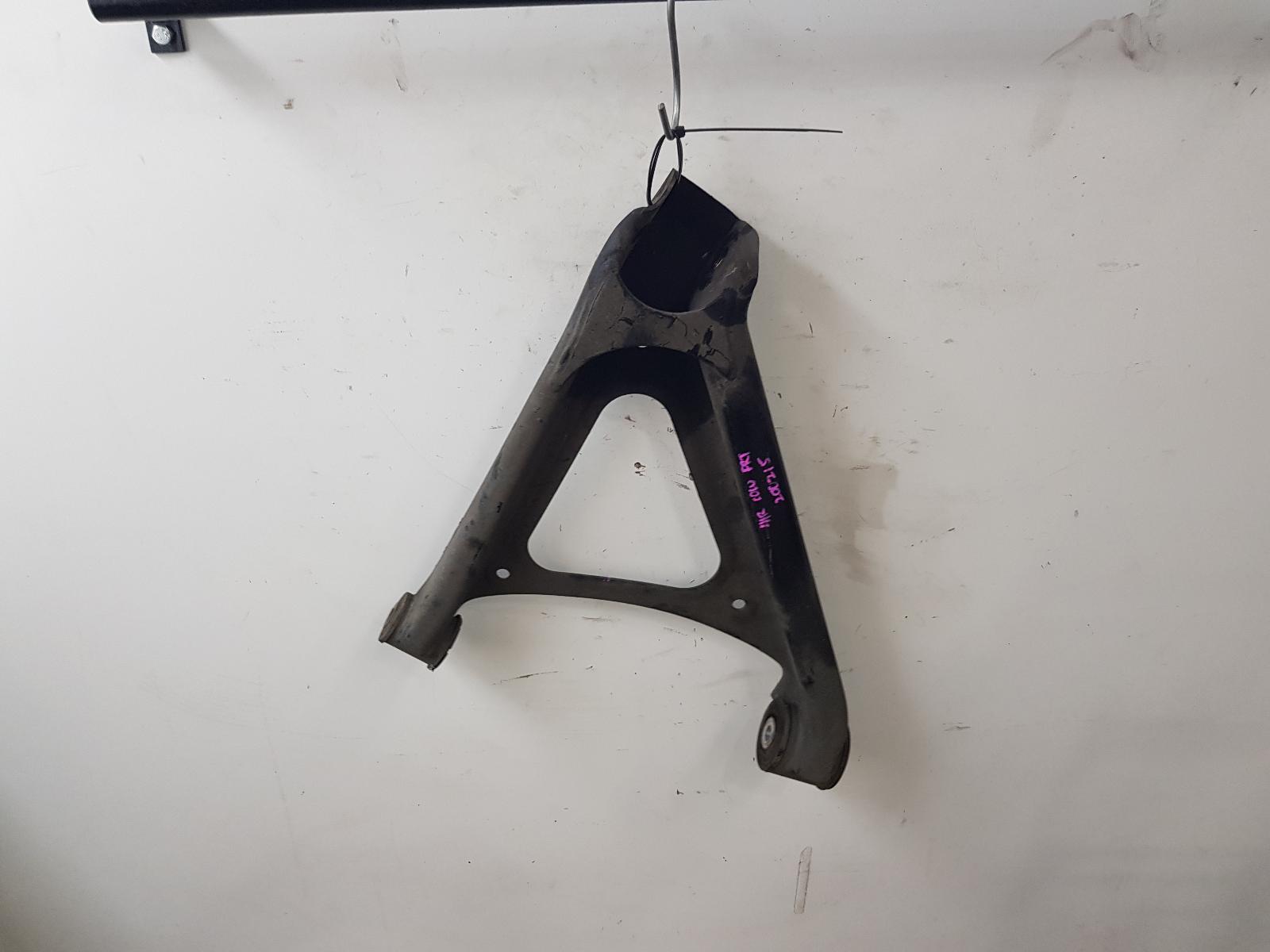 View Auto part Left Rear Trailing Arm Volkswagen Touareg 2005