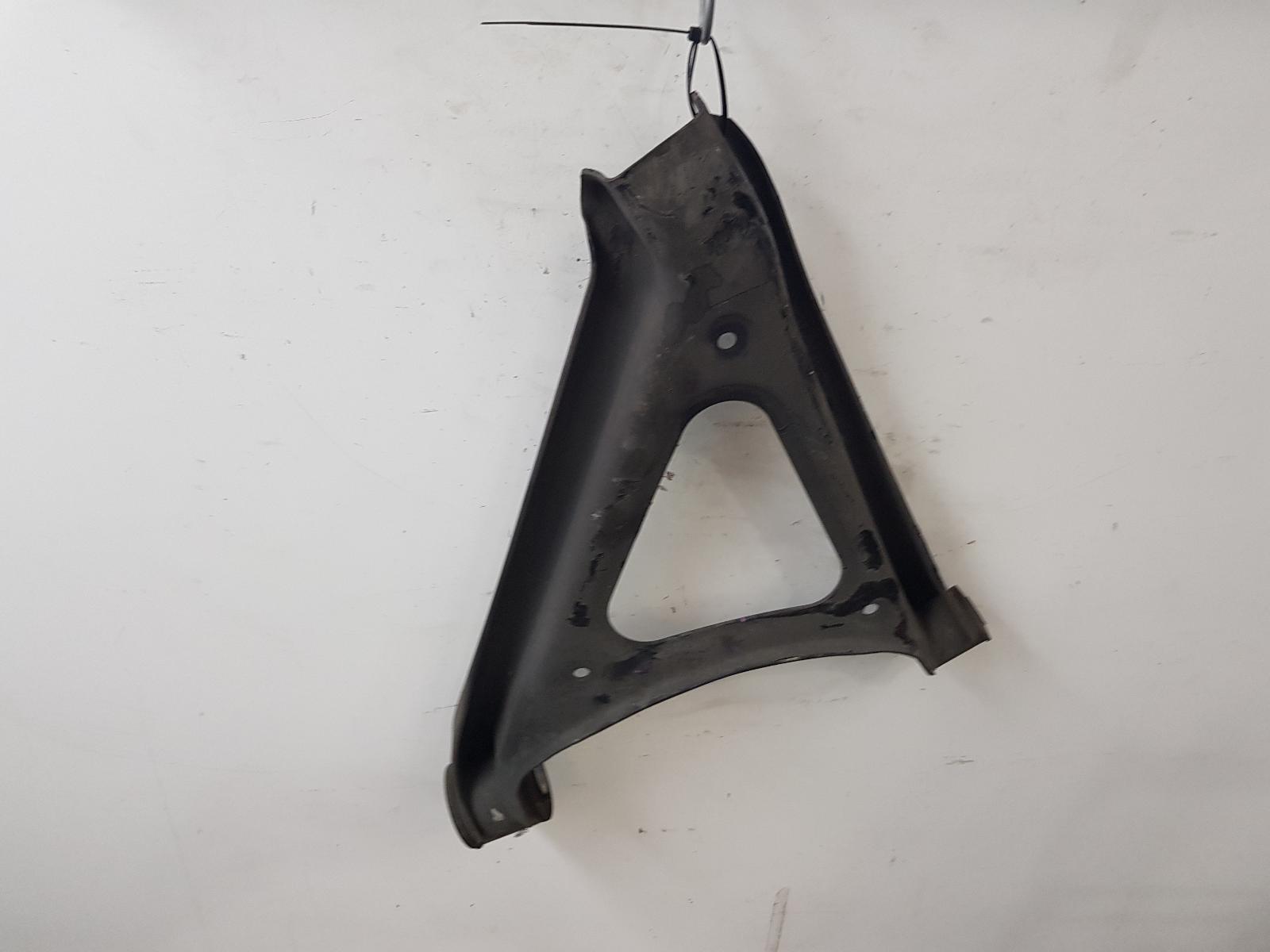 View Auto part Left Rear Trailing Arm Volkswagen Touareg 2005