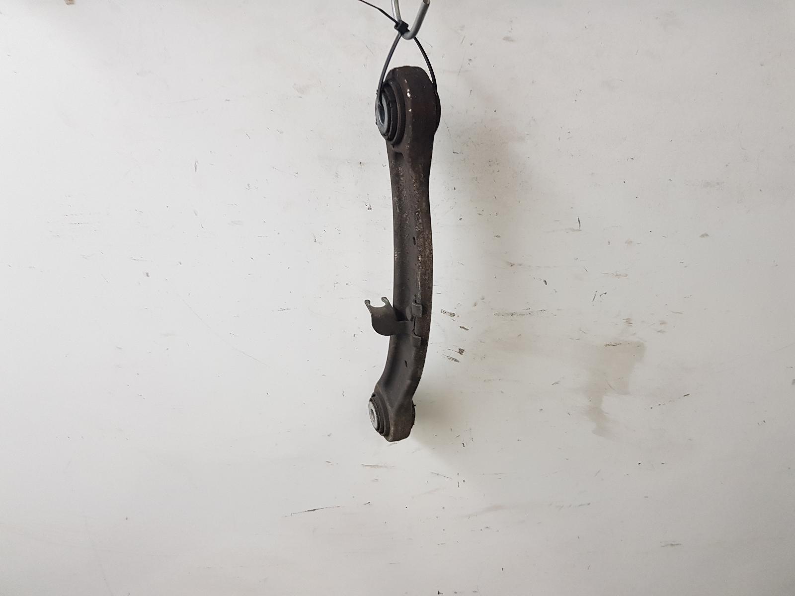 View Auto part Left Rear Trailing Arm Volkswagen Touareg 2005