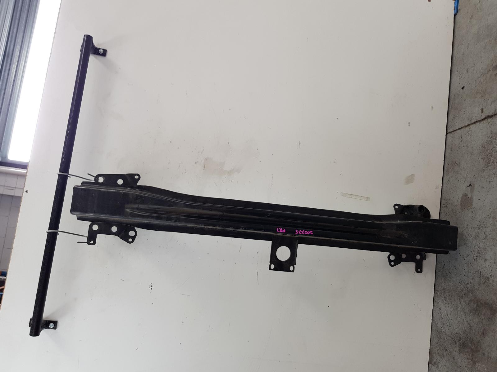 View Auto part F/Bar Reinforc/Brack Volkswagen Golf 2008