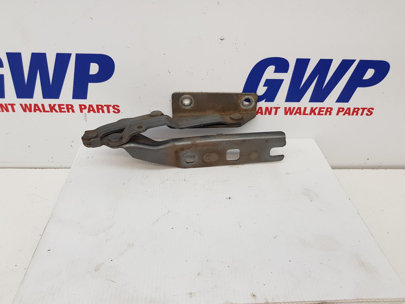 2008 Volkswagen Golf Bonnet Hinge/Strut View Auto part Bonnet Hinge/Strut Volkswagen Golf 2008