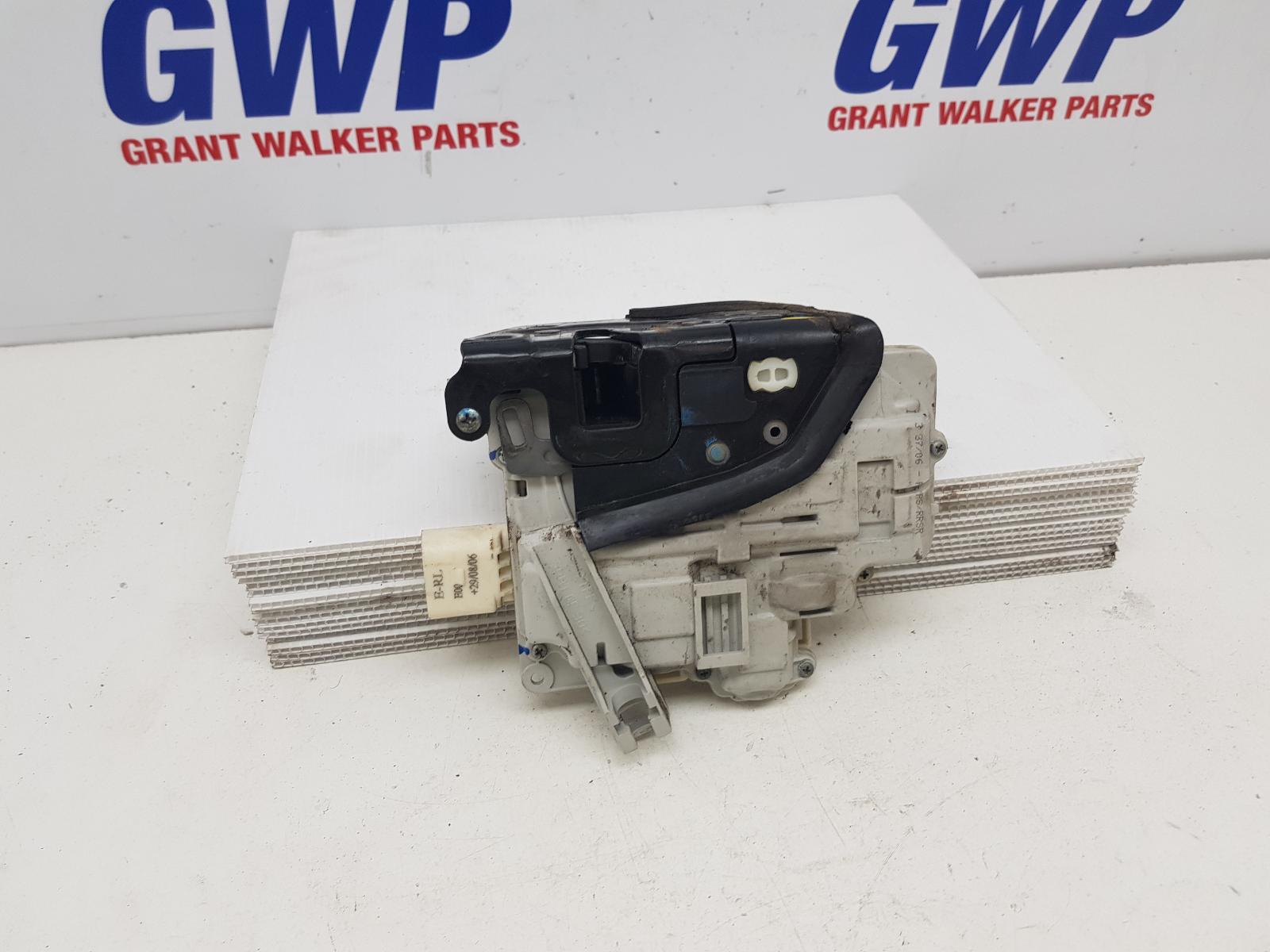 View Auto part Door/Boot/Gate Lock Audi A4 2006