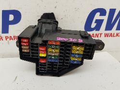 View Auto part Fuse Box Volkswagen Golf 2011