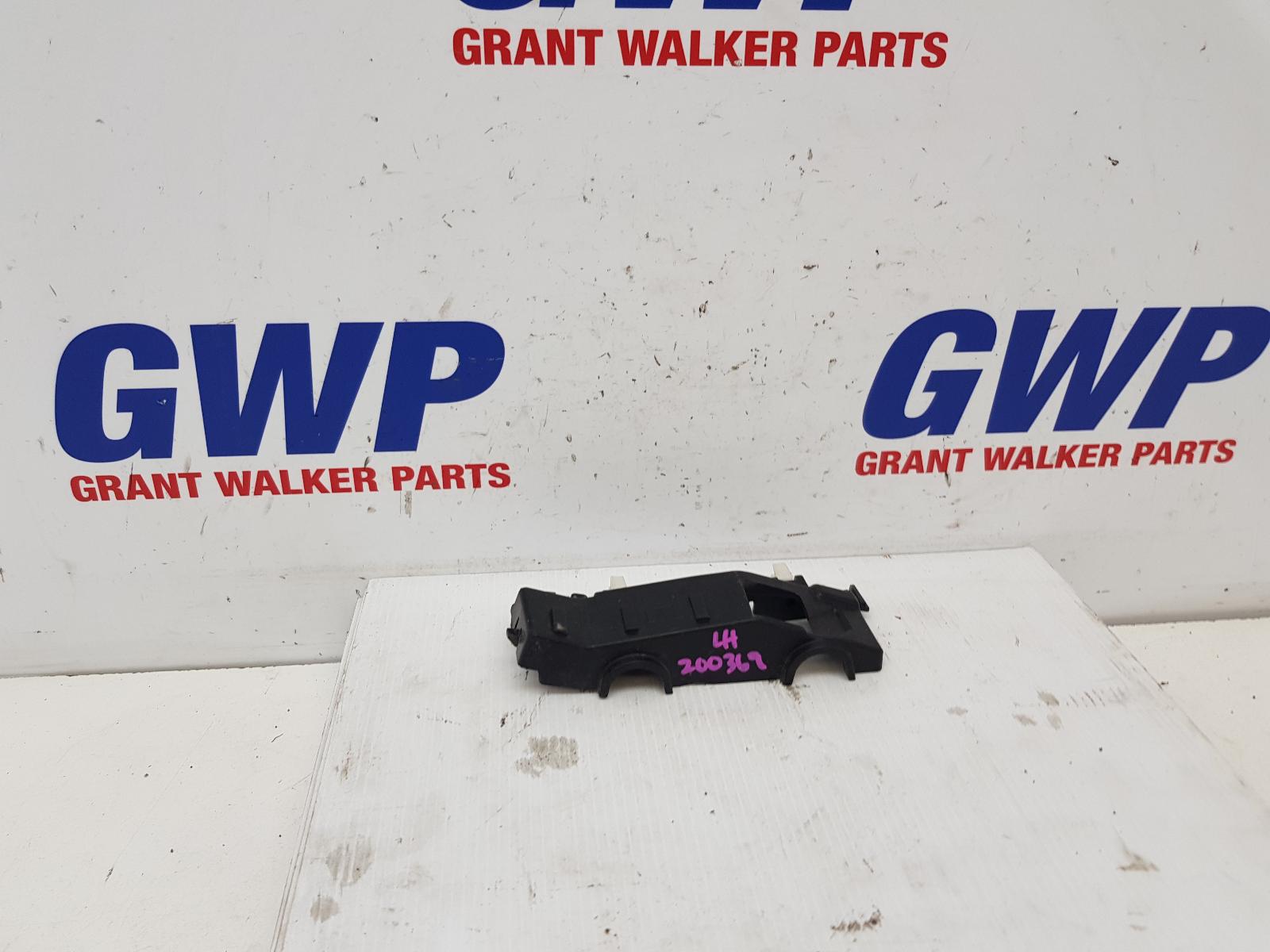 2017 Hyundai Tucson F/Bar Reinforc/Brack View Auto part F/Bar Reinforc/Brack Hyundai Tucson 2017