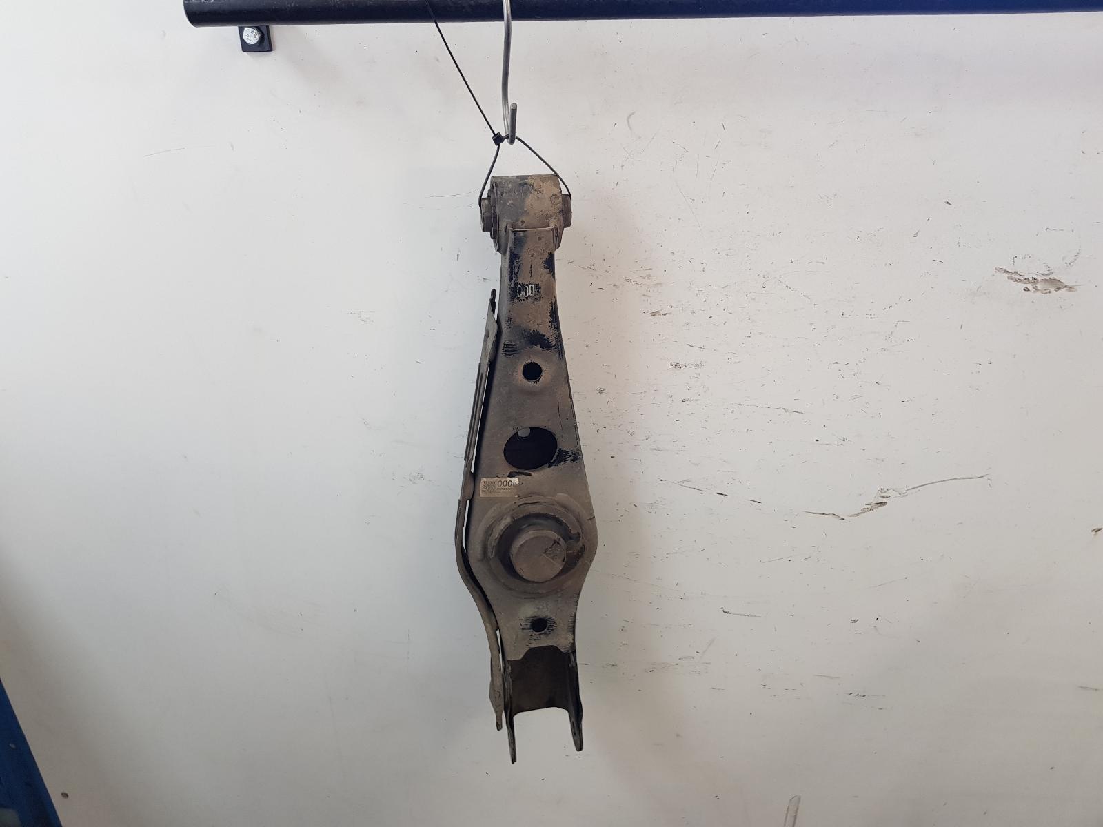 View Auto part Left Rear Trailing Arm Hyundai Tucson 2017