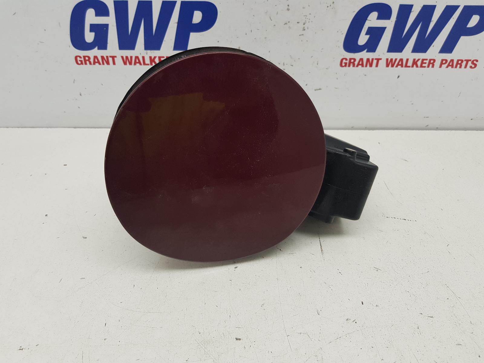 2017 Hyundai Tucson Fuel Door / Filler View Auto part Fuel Door / Filler Hyundai Tucson 2017