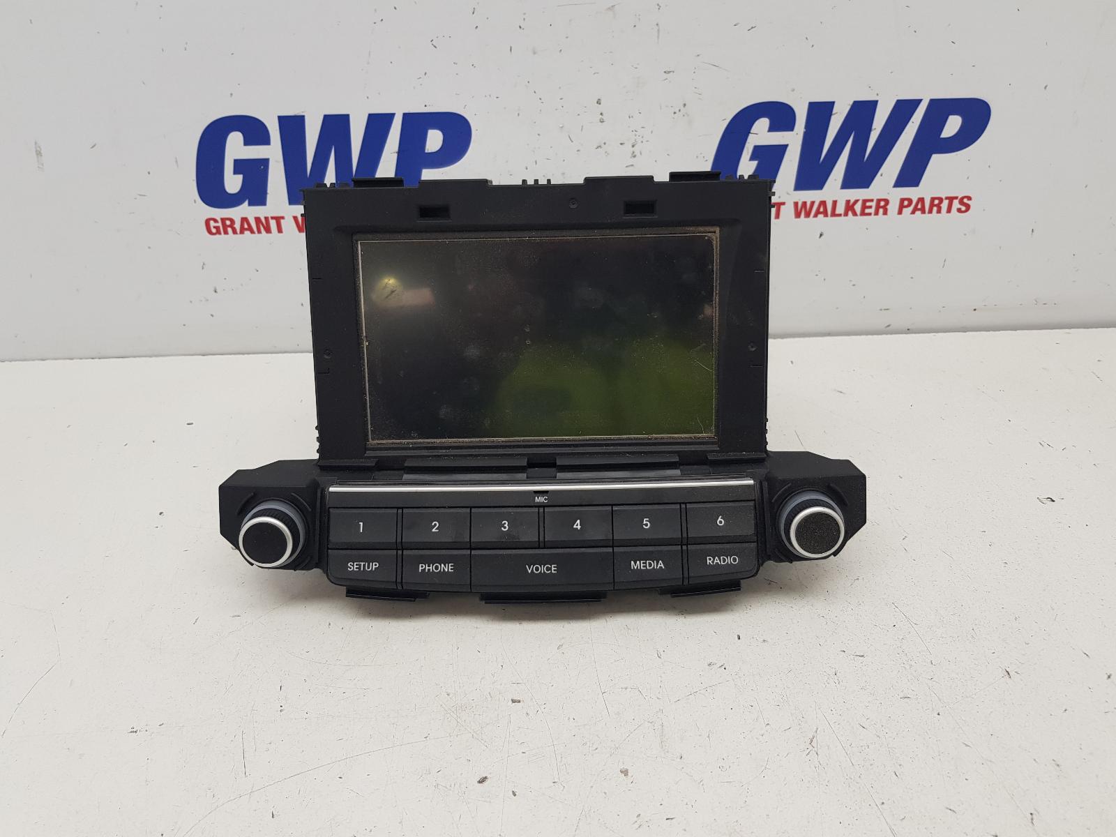 View Auto part Radio/Cd/Dvd/Sat/Tv Hyundai Tucson 2017