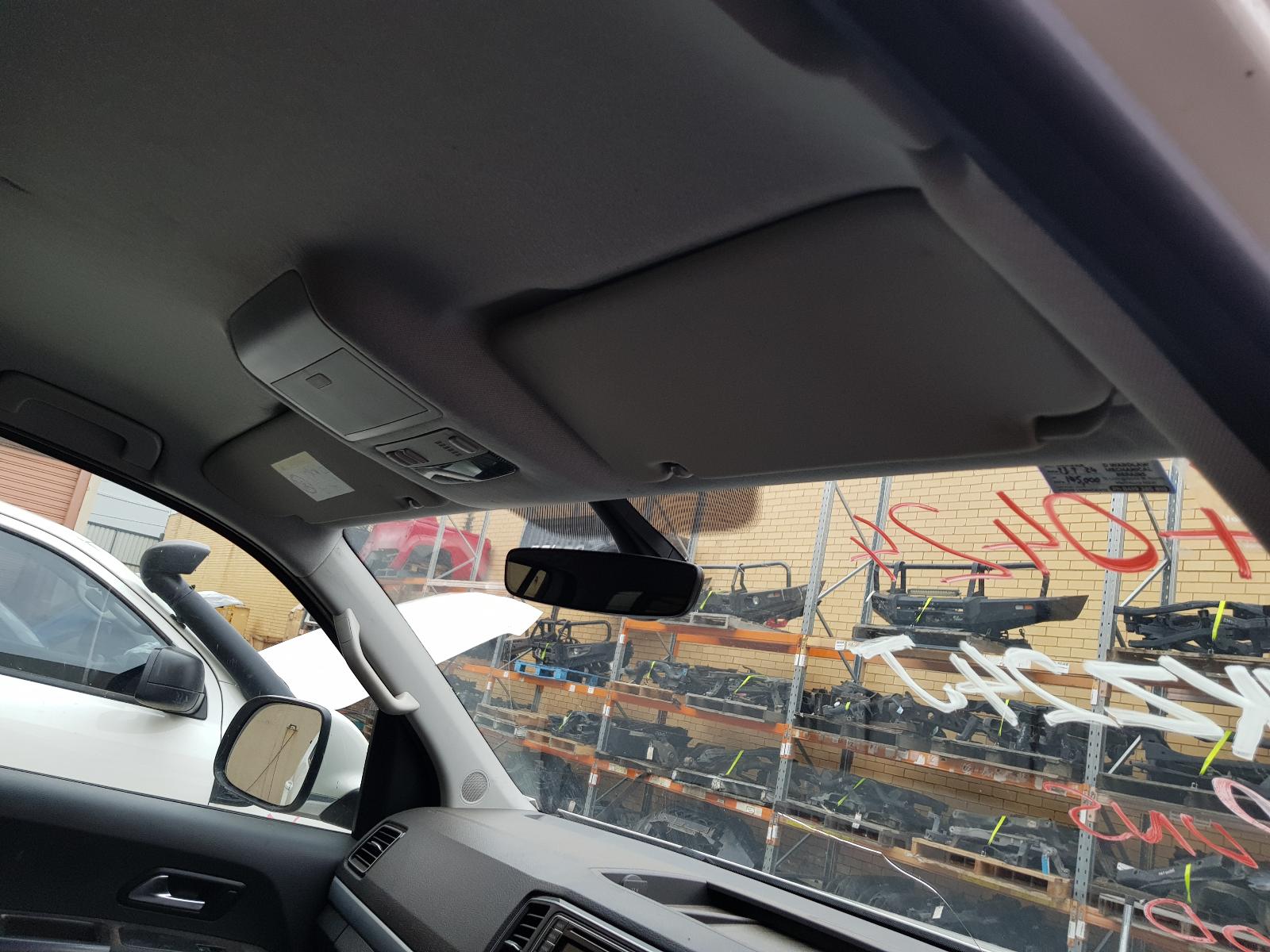 View Auto part Fuel Door / Filler Volkswagen Amarok 2018