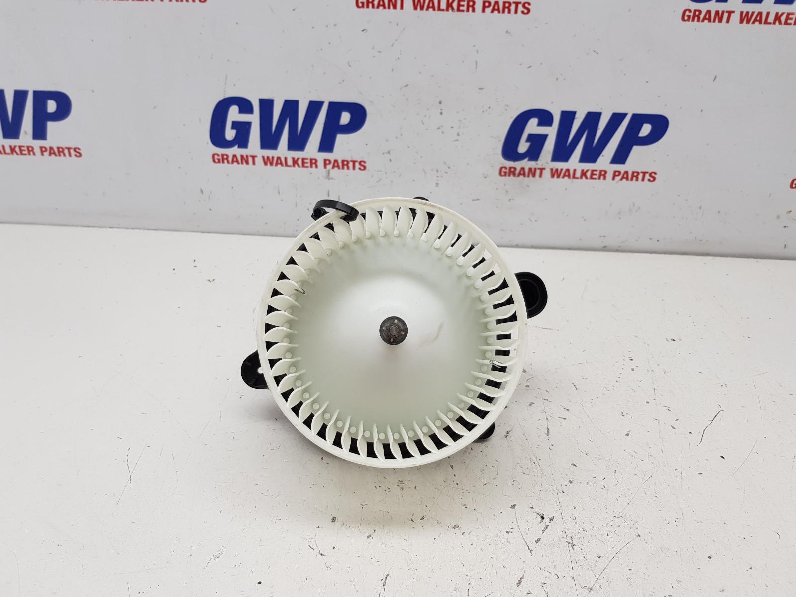 View Auto part Heater Fan Motor Ford Transit Custom 2020