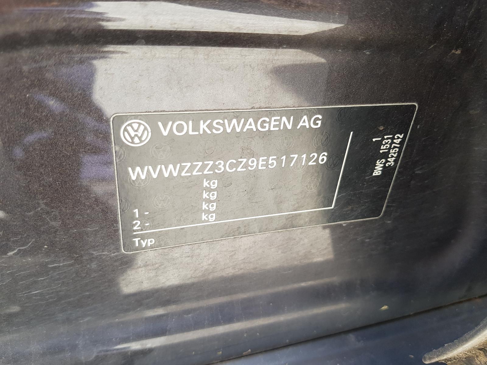View Auto part Grille Volkswagen Passat 2009
