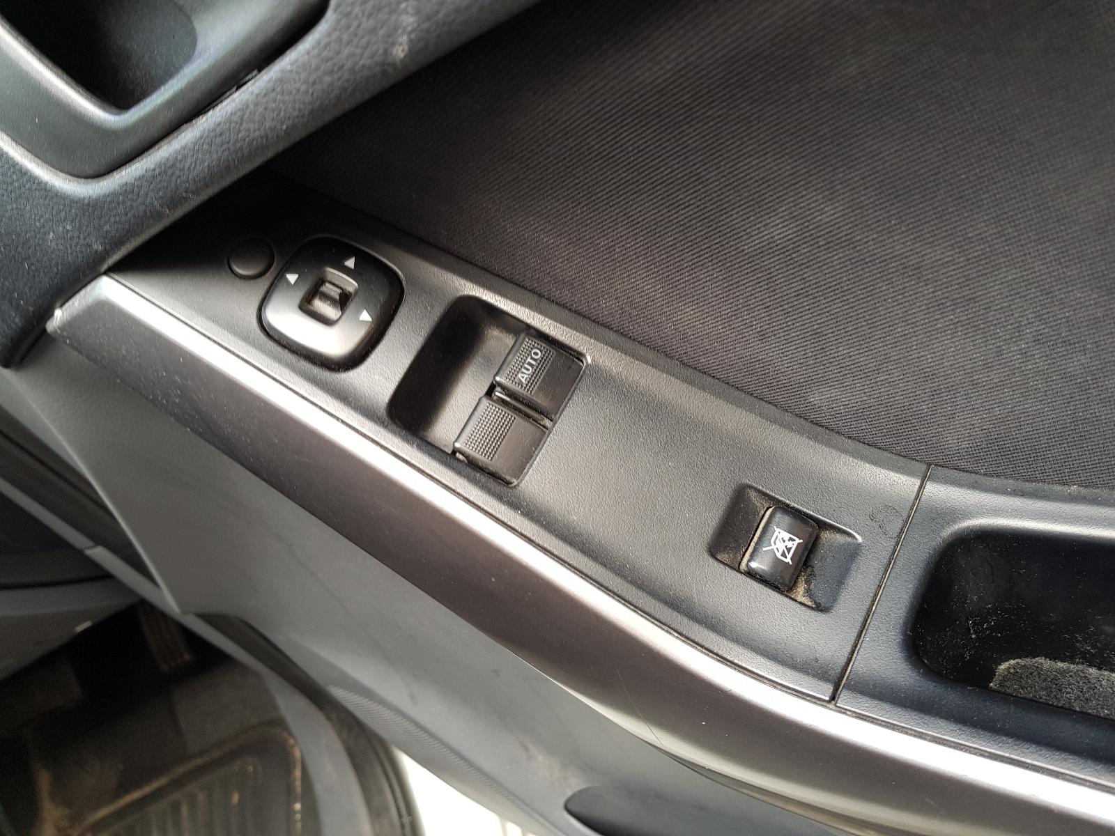 View Auto part Fuel Door / Filler Mazda Bt50 2020