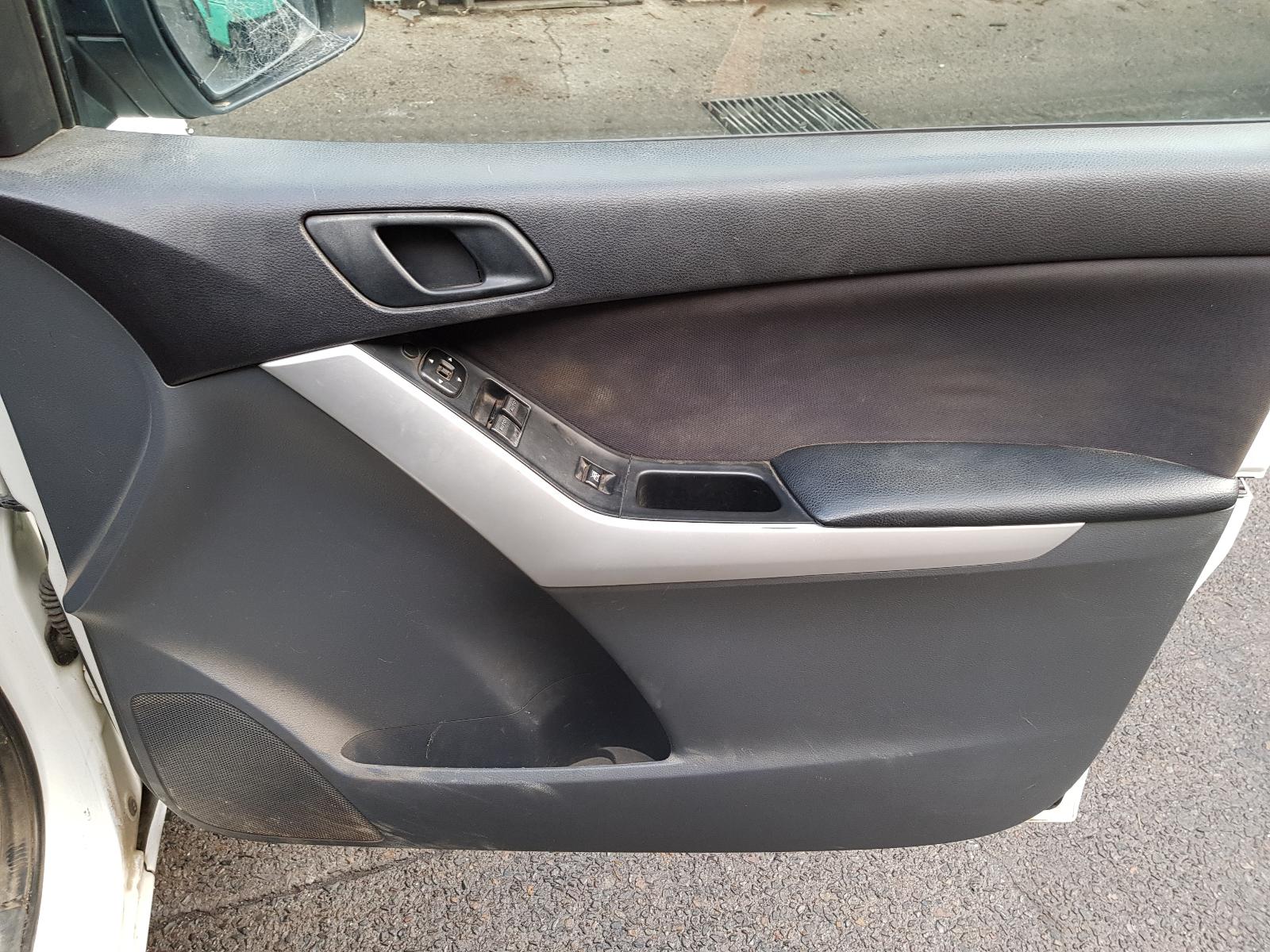View Auto part Fuel Door / Filler Mazda Bt50 2014