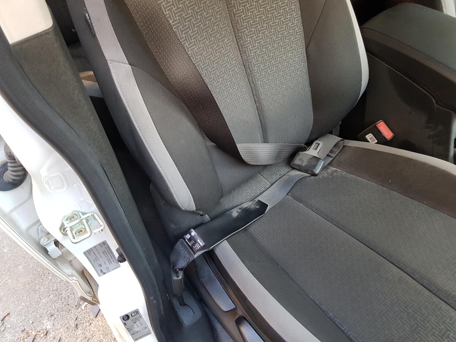 View Auto part Right Front Lower Control Arm Holden Colorado 2019
