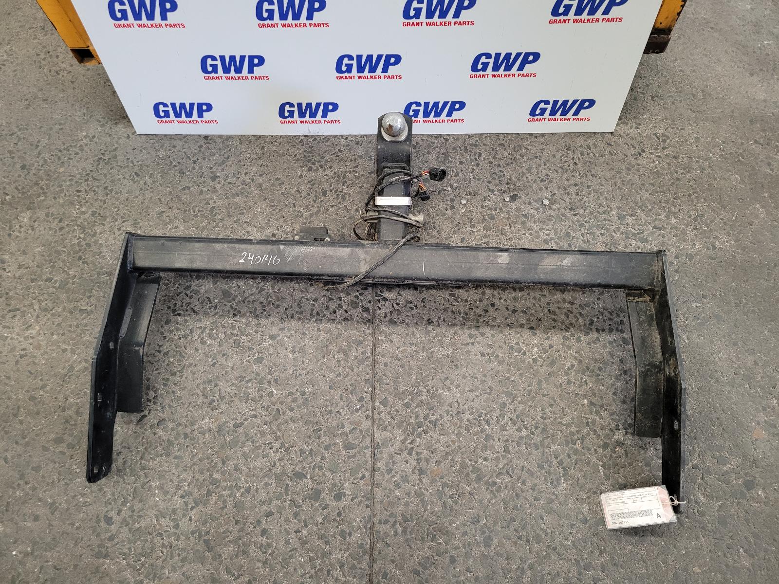 View Auto part Towbar Mazda Bt50 2007