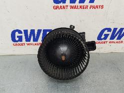 View Auto part Heater Fan Motor Audi Q5 2017