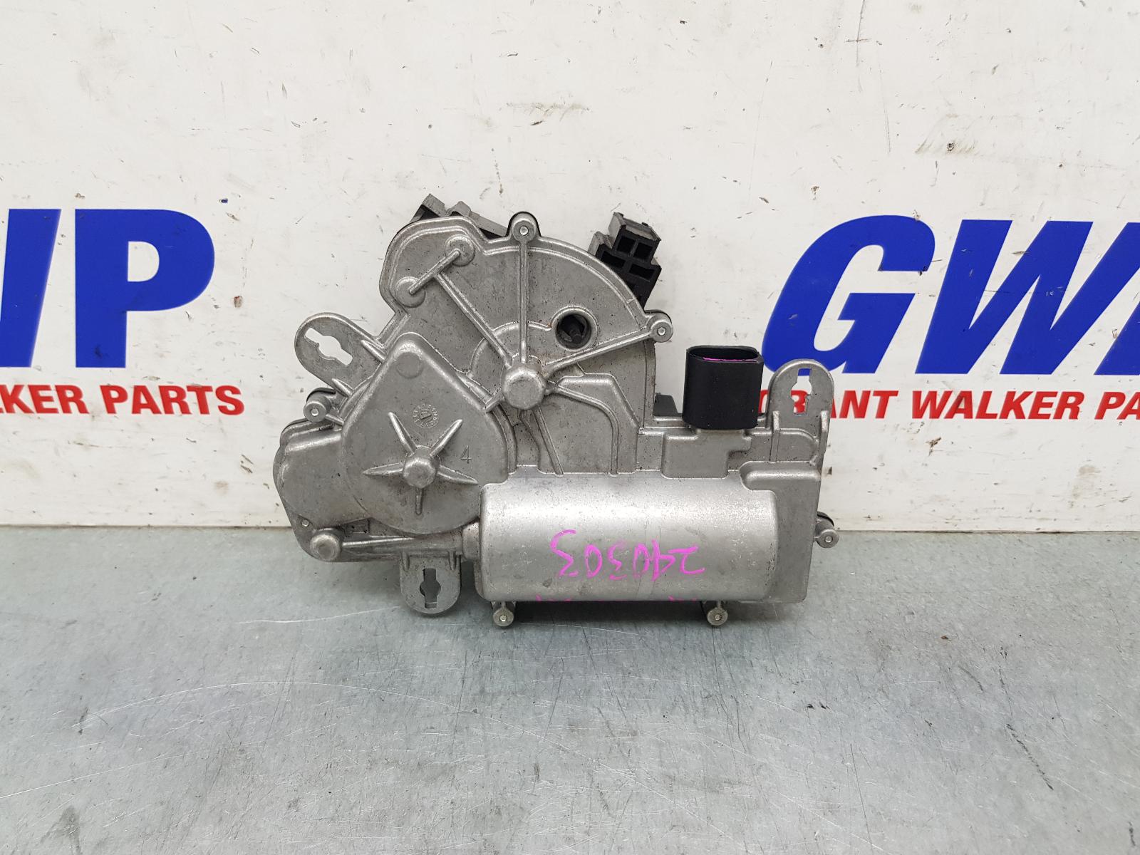 View Auto part Door/Boot/Gate Lock Audi Q5 2017