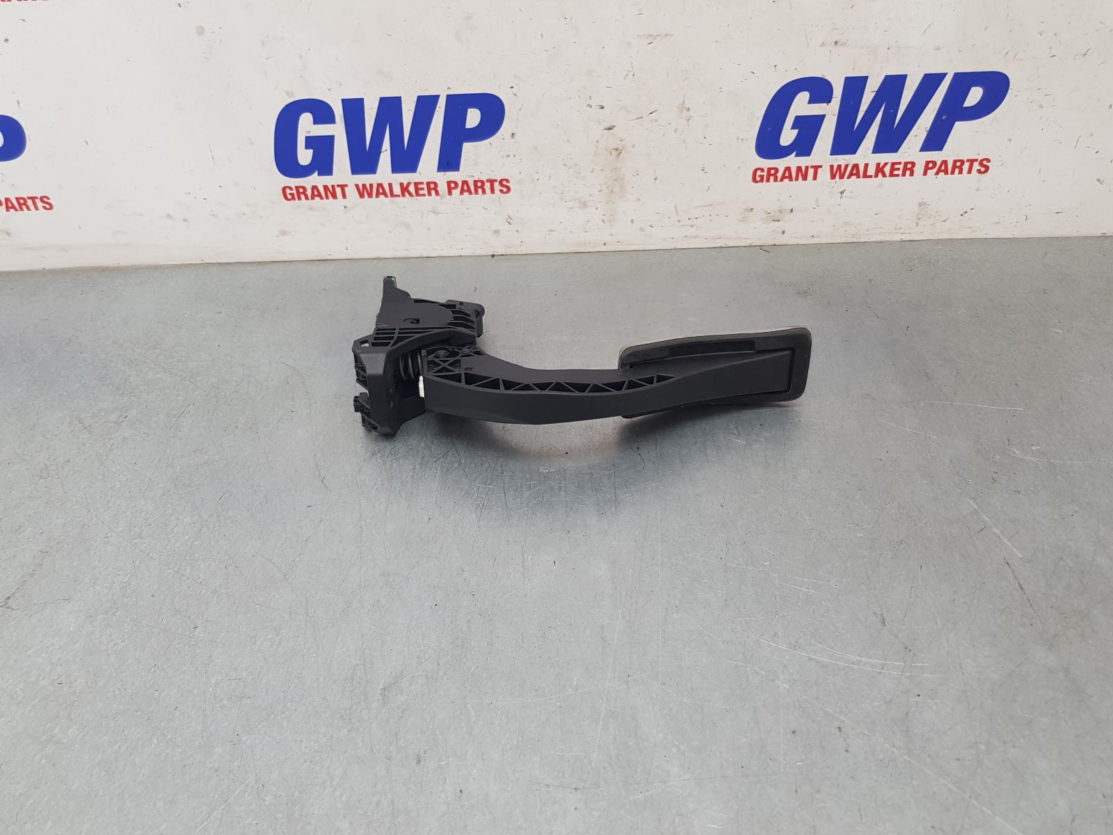 2017 Audi Q5 Pedal Assembly View Auto part Pedal Assembly Audi Q5 2017