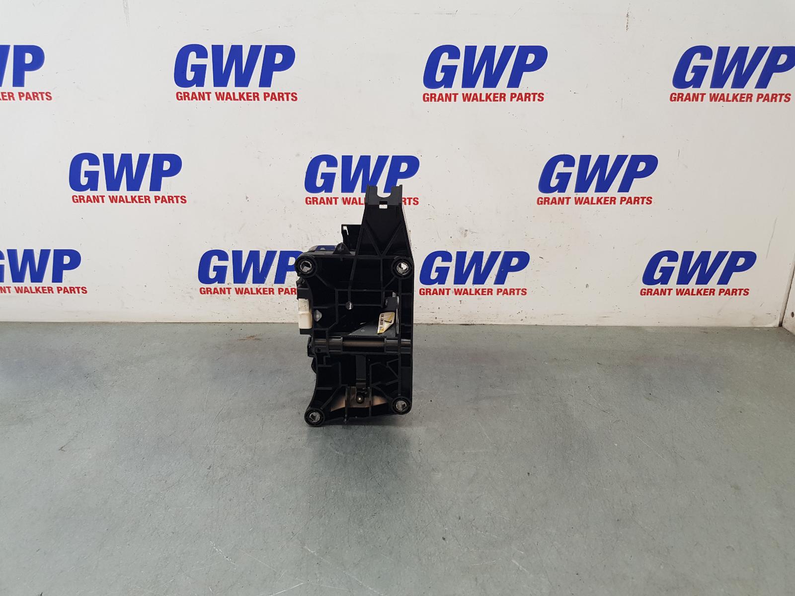 View Auto part Gear Stick/Shifter Ford Ranger 2009