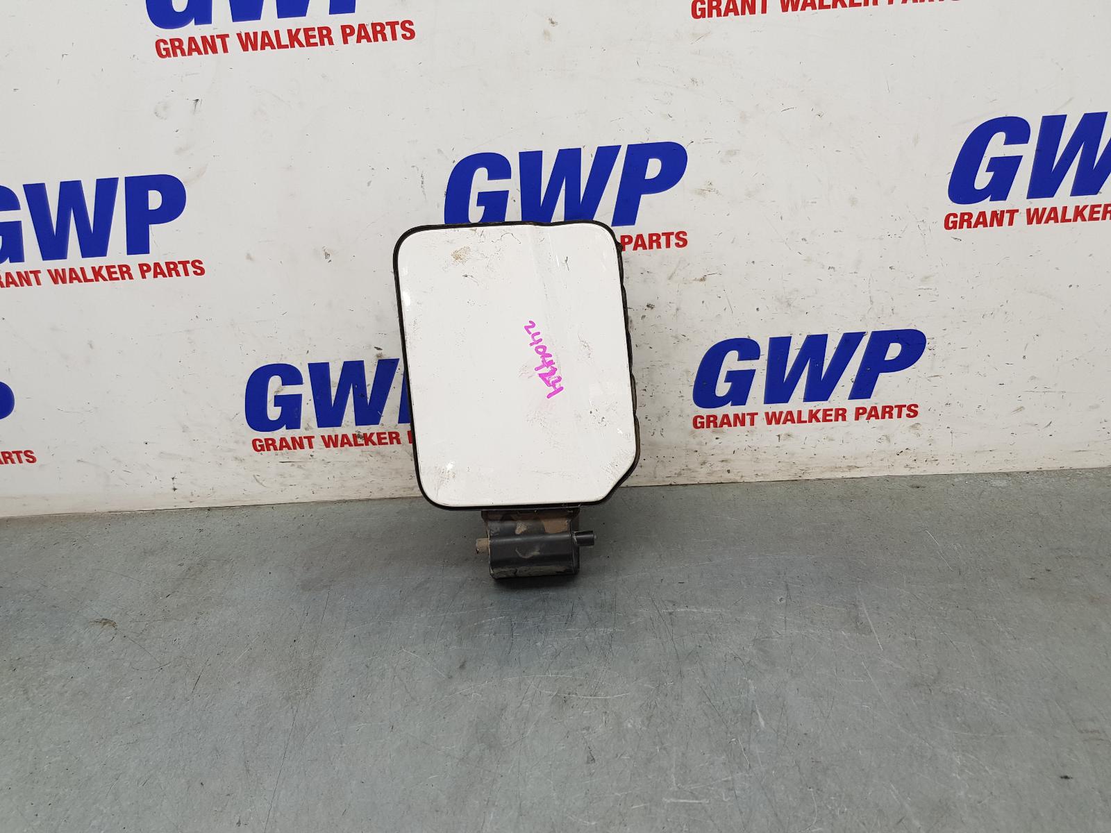 View Auto part Fuel Door / Filler Volkswagen Amarok 2018