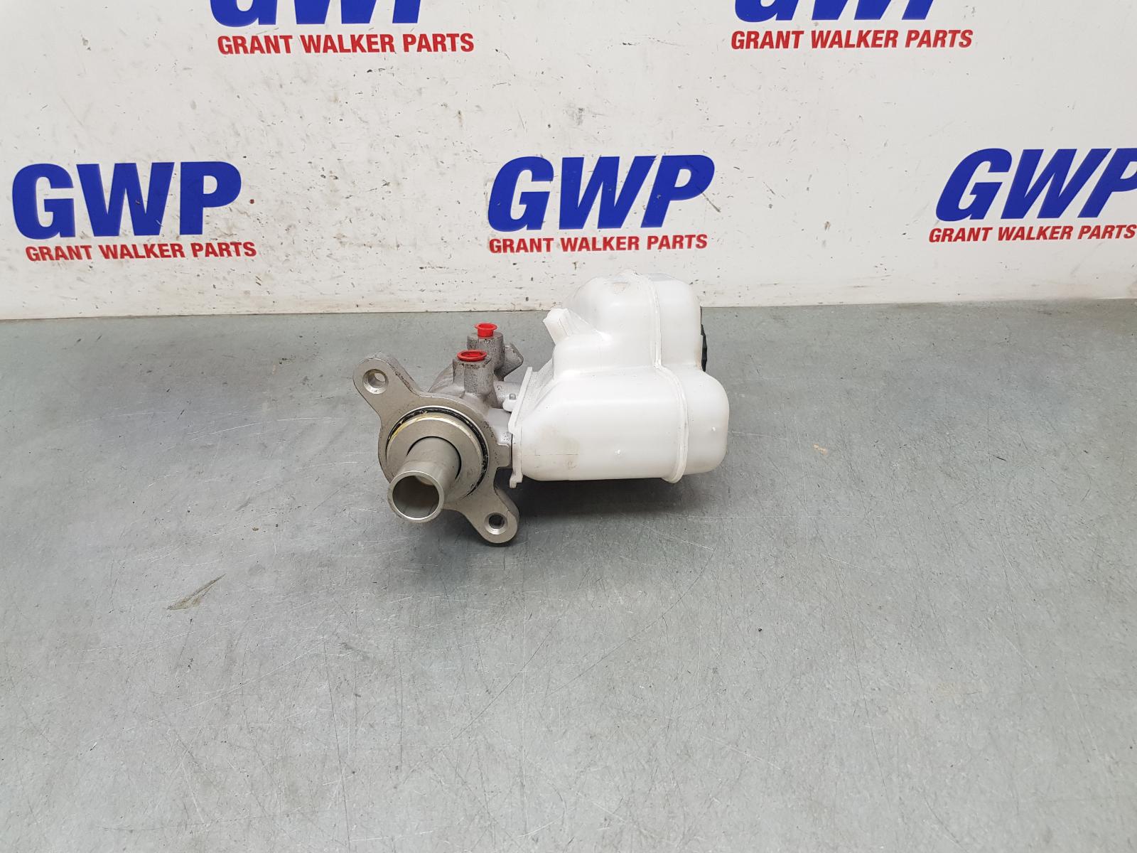 View Auto part Master Cylinder Ford Everest 2017