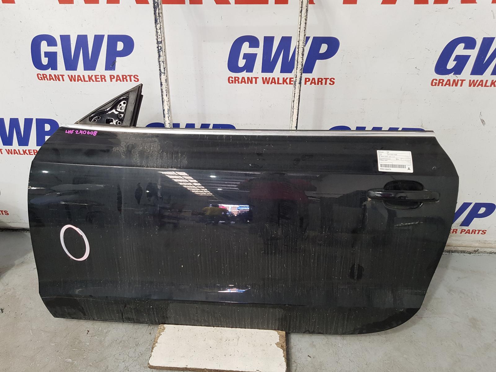 View Auto part Left Front Door Audi A5 2010