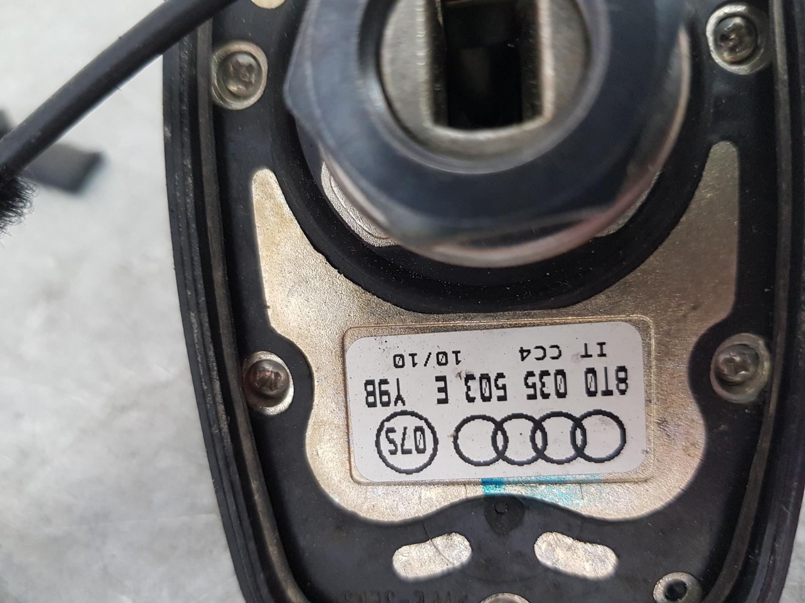 View Auto part Antenna Audi A5 2010