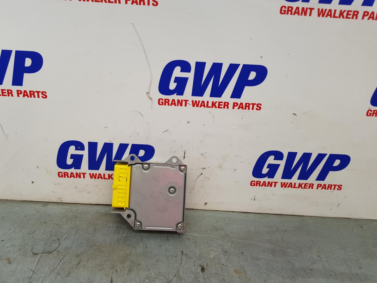 View Auto part Airbag Module/Sensor Audi A5 2010