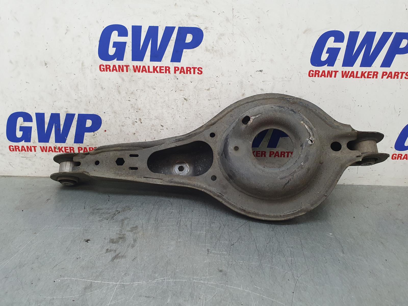 View Auto part Right Rear Trailing Arm Ford Focus 2016