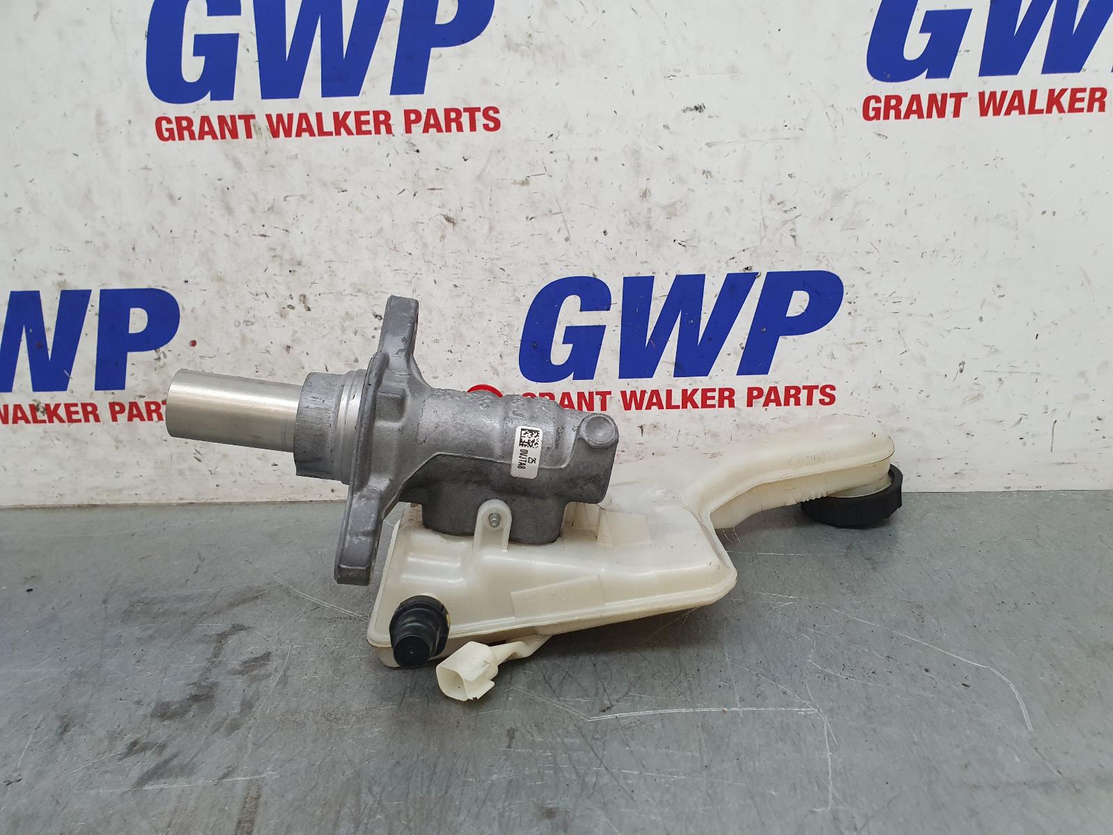 View Auto part Master Cylinder Ford Focus 2016